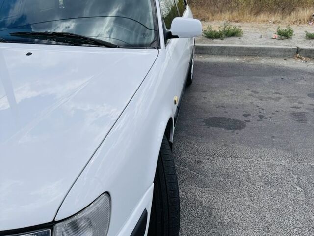 Белый Ауди 100, объемом двигателя 2.6 л и пробегом 466 тыс. км за 2800 $, фото 3 на Automoto.ua