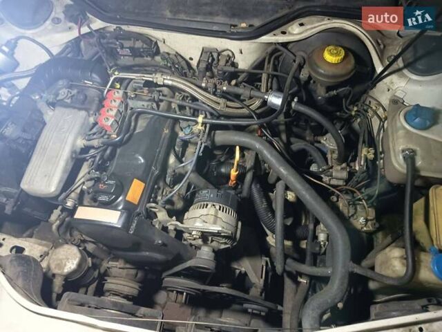 Белый Ауди 100, объемом двигателя 2 л и пробегом 270 тыс. км за 2599 $, фото 18 на Automoto.ua