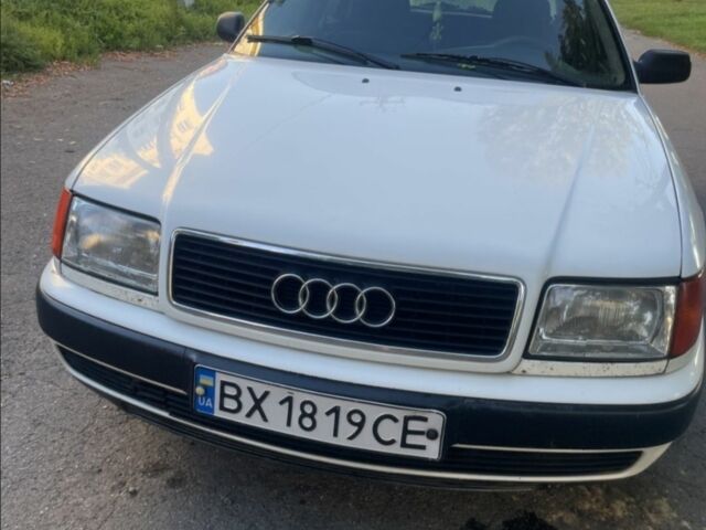 Белый Ауди 100, объемом двигателя 2.3 л и пробегом 295 тыс. км за 1200 $, фото 4 на Automoto.ua
