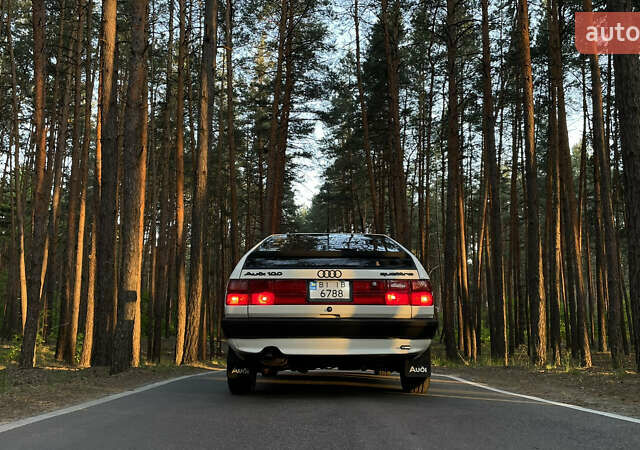 Белый Ауди 100, объемом двигателя 1.8 л и пробегом 390 тыс. км за 3800 $, фото 7 на Automoto.ua