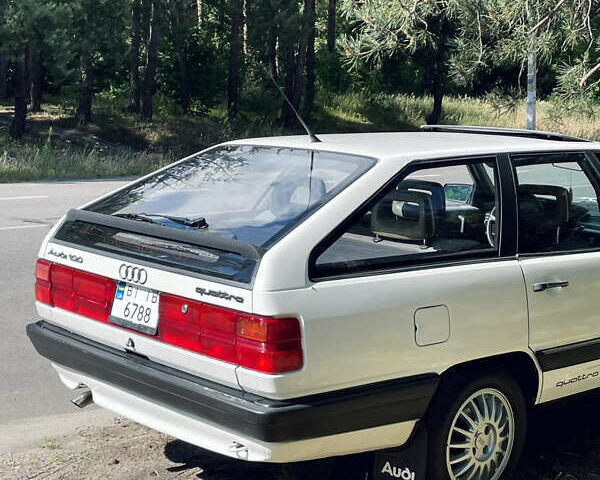 Белый Ауди 100, объемом двигателя 1.8 л и пробегом 390 тыс. км за 3800 $, фото 10 на Automoto.ua