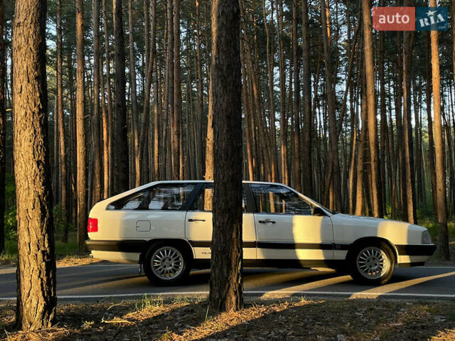 Белый Ауди 100, объемом двигателя 1.8 л и пробегом 390 тыс. км за 3800 $, фото 4 на Automoto.ua