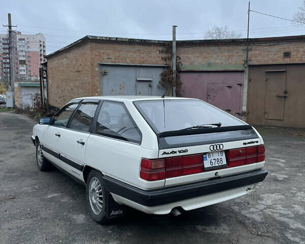Белый Ауди 100, объемом двигателя 1.8 л и пробегом 390 тыс. км за 3800 $, фото 16 на Automoto.ua