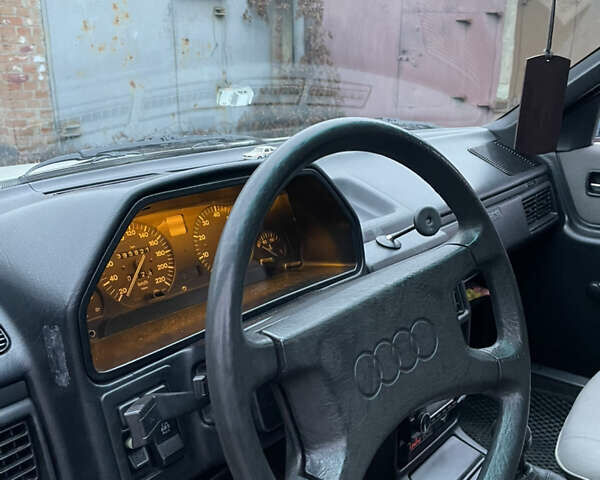 Белый Ауди 100, объемом двигателя 1.8 л и пробегом 390 тыс. км за 3800 $, фото 21 на Automoto.ua