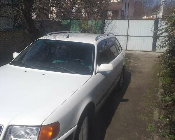 Белый Ауди 100, объемом двигателя 2.8 л и пробегом 424 тыс. км за 2300 $, фото 9 на Automoto.ua