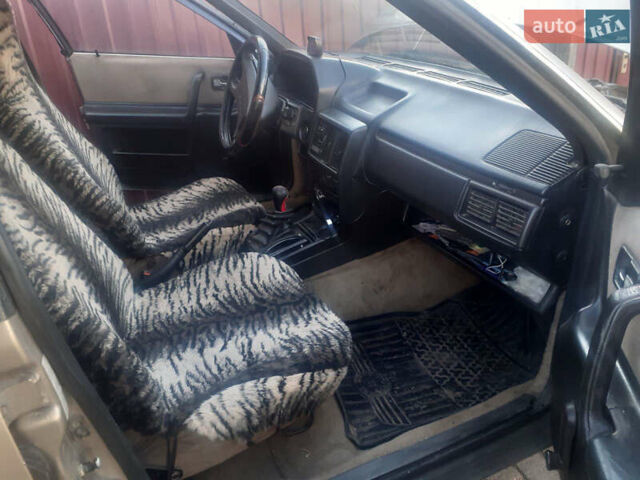 Ауди 100 1983 в Ярмолинцы на Automoto.ua Бежевый Ауди 100, объемом двигателя 2.14 л и пробегом 345 тыс. км за 1700 $, фото 4 на Automoto.ua