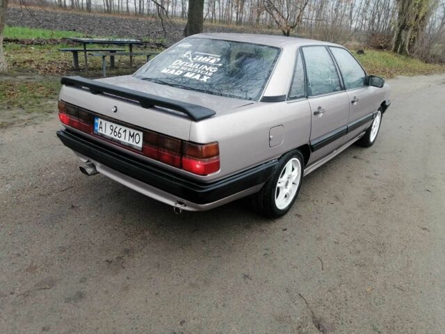 Бежевий Ауді 100, об'ємом двигуна 2.2 л та пробігом 100 тис. км за 1500 $, фото 3 на Automoto.ua