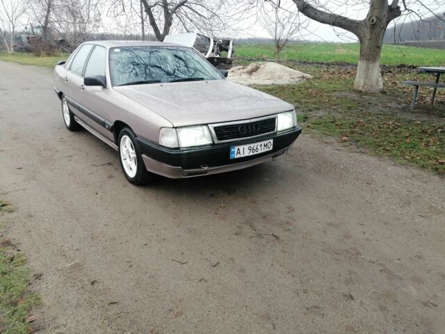 Бежевий Ауді 100, об'ємом двигуна 2.2 л та пробігом 100 тис. км за 1500 $, фото 8 на Automoto.ua