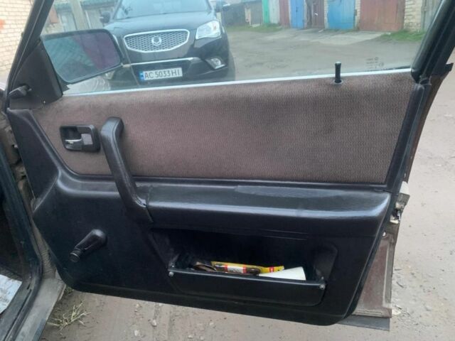 Бежевый Ауди 100, объемом двигателя 2.3 л и пробегом 333 тыс. км за 550 $, фото 5 на Automoto.ua