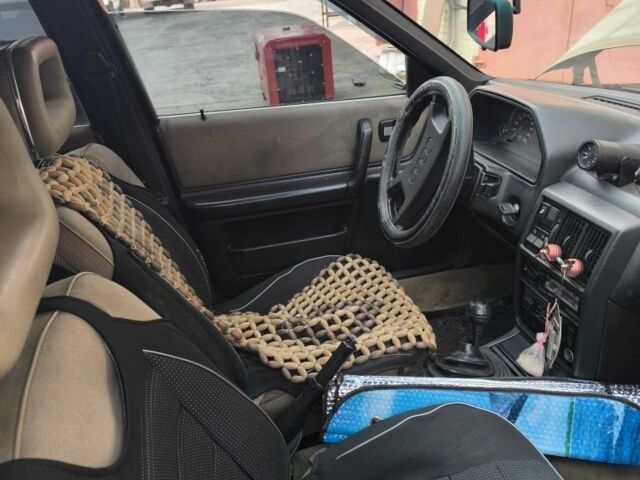 Бежевый Ауди 100, объемом двигателя 0 л и пробегом 234 тыс. км за 2500 $, фото 5 на Automoto.ua