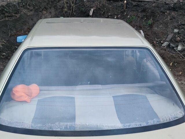 Бежевый Ауди 100, объемом двигателя 2.2 л и пробегом 2 тыс. км за 1426 $, фото 4 на Automoto.ua