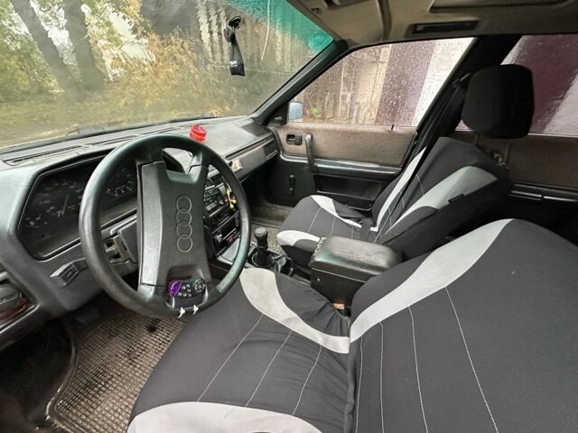 Бежевый Ауди 100, объемом двигателя 2 л и пробегом 300 тыс. км за 850 $, фото 9 на Automoto.ua