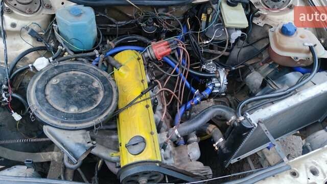 Бежевый Ауди 100, объемом двигателя 2.23 л и пробегом 300 тыс. км за 1377 $, фото 23 на Automoto.ua