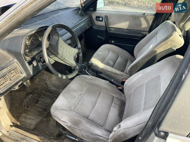 Бежевий Ауді 100, об'ємом двигуна 0 л та пробігом 200 тис. км за 700 $, фото 8 на Automoto.ua