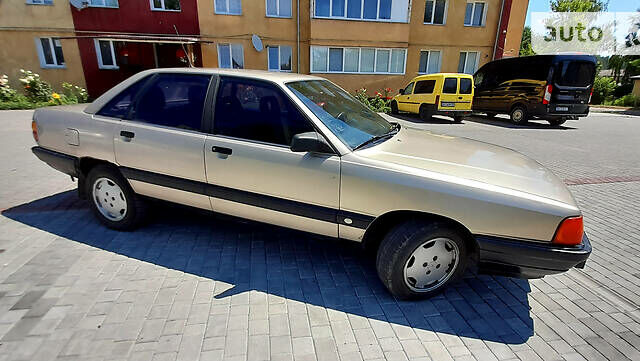Бежевый Ауди 100, объемом двигателя 1.8 л и пробегом 398 тыс. км за 1690 $, фото 16 на Automoto.ua