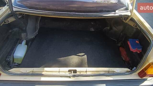 Бежевий Ауді 100, об'ємом двигуна 1.98 л та пробігом 164 тис. км за 1800 $, фото 4 на Automoto.ua