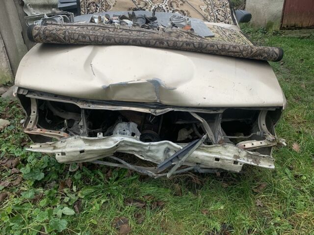 Бежевый Ауди 100, объемом двигателя 2.3 л и пробегом 500 тыс. км за 350 $, фото 2 на Automoto.ua