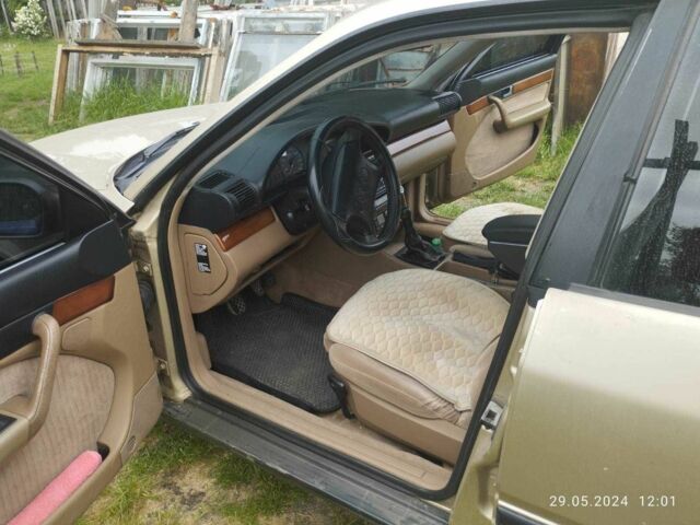 Бежевый Ауди 100, объемом двигателя 2.8 л и пробегом 370 тыс. км за 3200 $, фото 8 на Automoto.ua