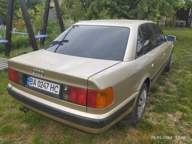 Бежевый Ауди 100, объемом двигателя 2.8 л и пробегом 370 тыс. км за 3200 $, фото 13 на Automoto.ua