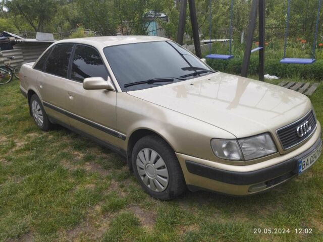 Бежевый Ауди 100, объемом двигателя 2.8 л и пробегом 370 тыс. км за 3200 $, фото 3 на Automoto.ua