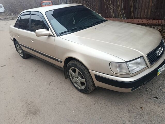 Бежевый Ауди 100, объемом двигателя 2.8 л и пробегом 1000 тыс. км за 2200 $, фото 7 на Automoto.ua