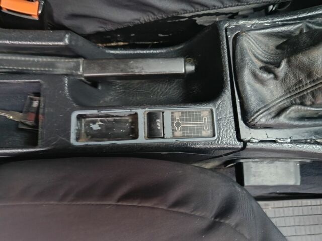 Бежевый Ауди 100, объемом двигателя 2.8 л и пробегом 1000 тыс. км за 2200 $, фото 5 на Automoto.ua