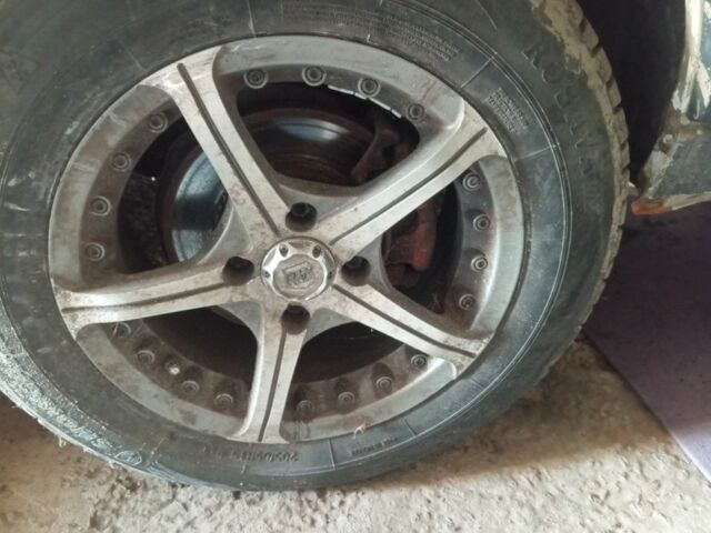 Бежевый Ауди 100, объемом двигателя 2 л и пробегом 250 тыс. км за 1800 $, фото 4 на Automoto.ua