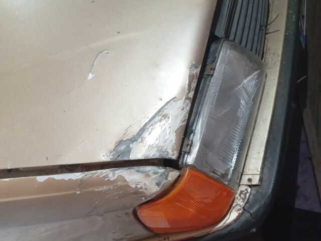 Бежевый Ауди 100, объемом двигателя 2 л и пробегом 250 тыс. км за 1800 $, фото 2 на Automoto.ua