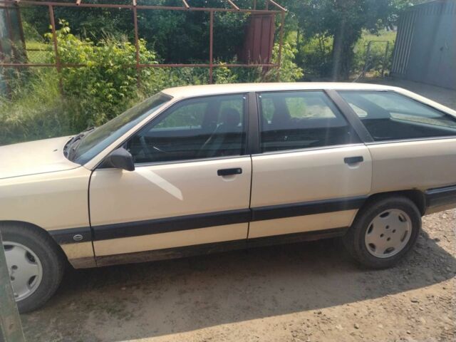 Бежевый Ауди 100, объемом двигателя 1.8 л и пробегом 350 тыс. км за 962 $, фото 7 на Automoto.ua