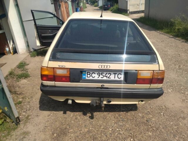 Бежевый Ауди 100, объемом двигателя 1.8 л и пробегом 350 тыс. км за 962 $, фото 5 на Automoto.ua