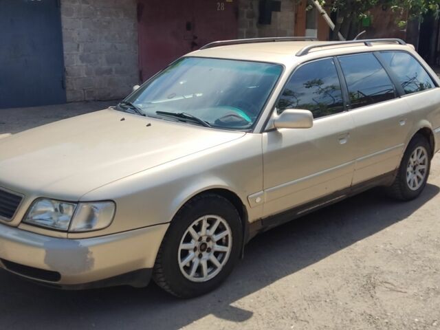 Бежевий Ауді 100, об'ємом двигуна 2.8 л та пробігом 423 тис. км за 2700 $, фото 2 на Automoto.ua
