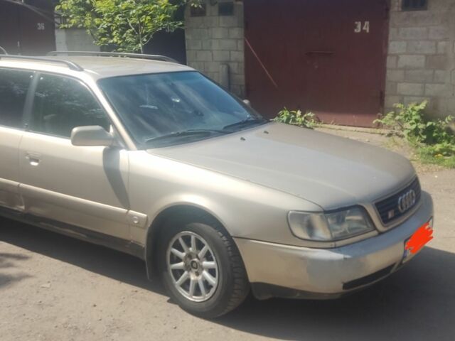 Бежевый Ауди 100, объемом двигателя 2.8 л и пробегом 423 тыс. км за 2700 $, фото 2 на Automoto.ua