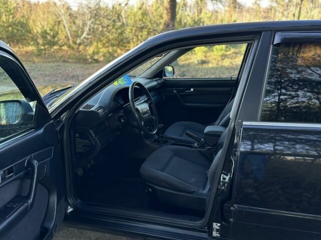 Черный Ауди 100, объемом двигателя 2.5 л и пробегом 575 тыс. км за 3200 $, фото 7 на Automoto.ua