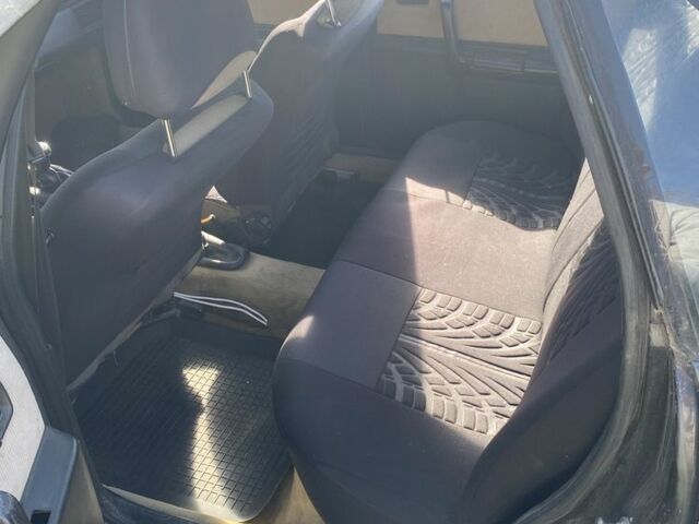 Черный Ауди 100, объемом двигателя 2.3 л и пробегом 362 тыс. км за 700 $, фото 2 на Automoto.ua