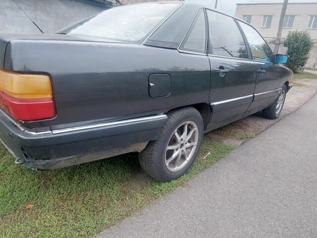 Чорний Ауді 100, об'ємом двигуна 2.2 л та пробігом 450 тис. км за 1150 $, фото 9 на Automoto.ua