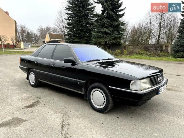 Черный Ауди 100, объемом двигателя 1.8 л и пробегом 384 тыс. км за 1800 $, фото 7 на Automoto.ua