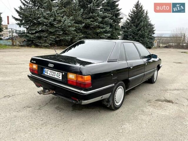 Черный Ауди 100, объемом двигателя 1.8 л и пробегом 384 тыс. км за 1800 $, фото 5 на Automoto.ua