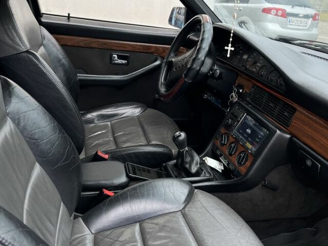 Чорний Ауді 100, об'ємом двигуна 1.8 л та пробігом 353 тис. км за 2200 $, фото 6 на Automoto.ua