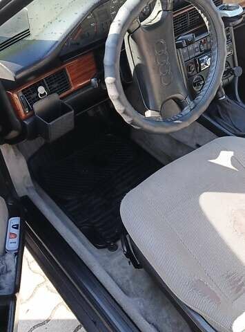 Чорний Ауді 100, об'ємом двигуна 1.98 л та пробігом 300 тис. км за 1500 $, фото 4 на Automoto.ua