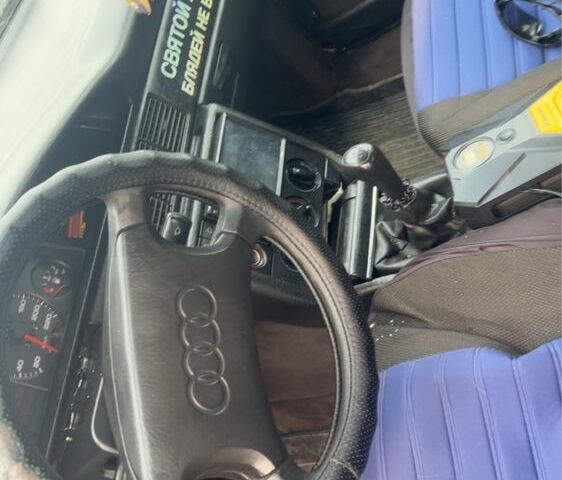 Черный Ауди 100, объемом двигателя 2 л и пробегом 540 тыс. км за 1800 $, фото 2 на Automoto.ua