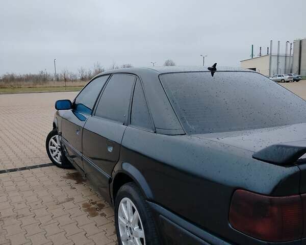 Черный Ауди 100, объемом двигателя 2.8 л и пробегом 325 тыс. км за 3000 $, фото 5 на Automoto.ua