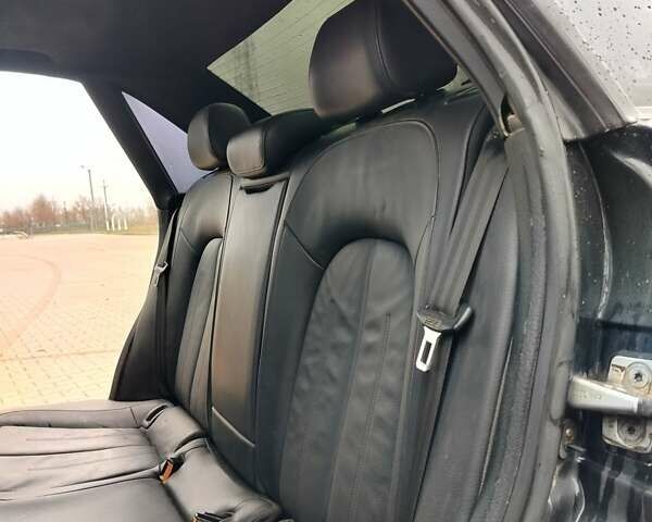 Черный Ауди 100, объемом двигателя 2.8 л и пробегом 325 тыс. км за 3000 $, фото 4 на Automoto.ua