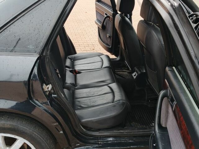 Черный Ауди 100, объемом двигателя 2.8 л и пробегом 324 тыс. км за 3000 $, фото 7 на Automoto.ua