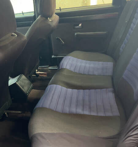 Чорний Ауді 100, об'ємом двигуна 1.98 л та пробігом 540 тис. км за 1550 $, фото 11 на Automoto.ua