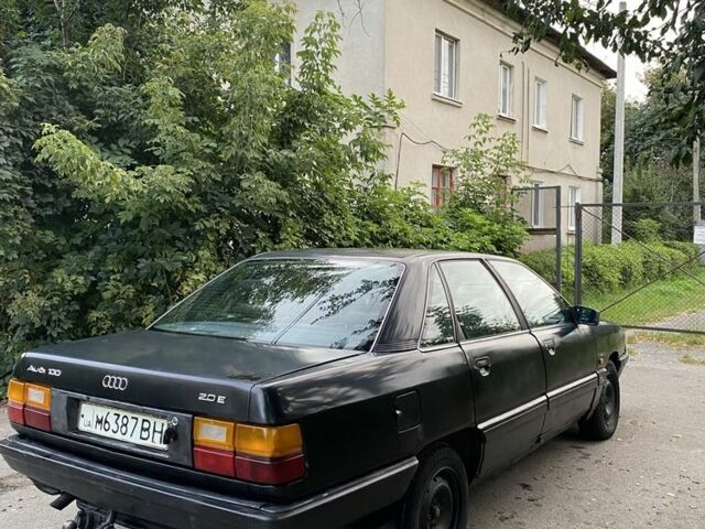 Чорний Ауді 100, об'ємом двигуна 2 л та пробігом 300 тис. км за 1000 $, фото 2 на Automoto.ua