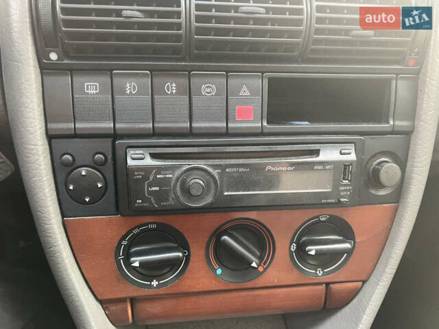 Черный Ауди 100, объемом двигателя 2.8 л и пробегом 470 тыс. км за 2350 $, фото 23 на Automoto.ua