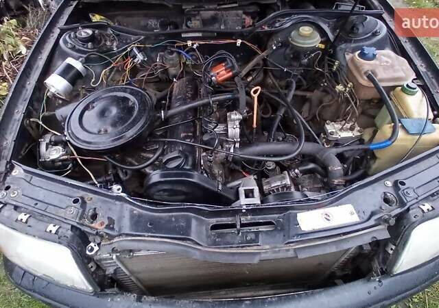 Чорний Ауді 100, об'ємом двигуна 2.3 л та пробігом 300 тис. км за 2200 $, фото 5 на Automoto.ua