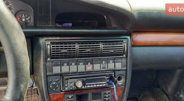 Черный Ауди 100, объемом двигателя 2.3 л и пробегом 230 тыс. км за 1300 $, фото 1 на Automoto.ua