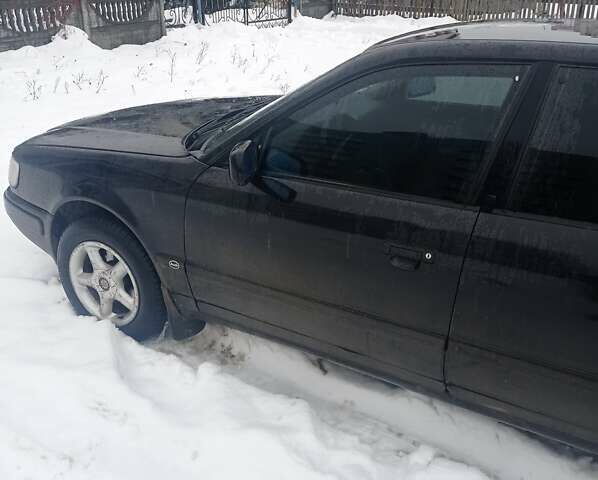 Черный Ауди 100, объемом двигателя 2.8 л и пробегом 420 тыс. км за 2700 $, фото 3 на Automoto.ua
