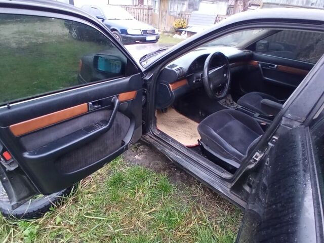 Чорний Ауді 100, об'ємом двигуна 2.3 л та пробігом 300 тис. км за 2000 $, фото 3 на Automoto.ua